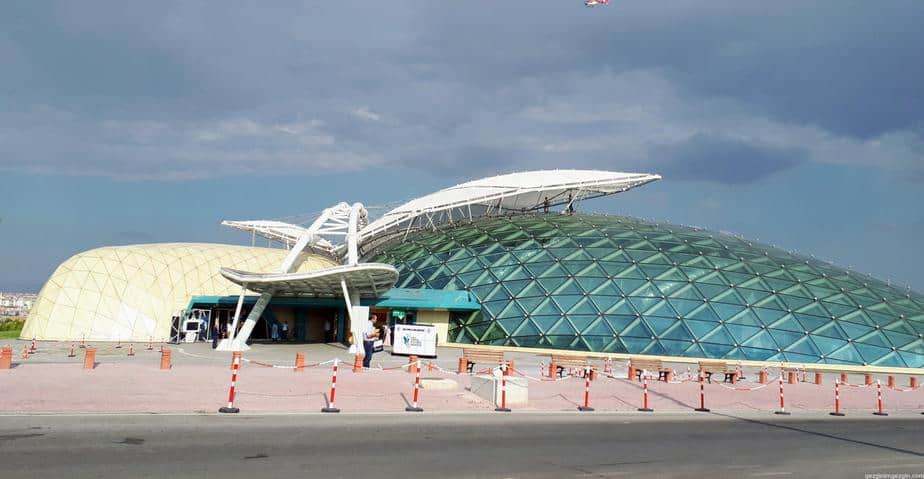 Tropikal Kelebek Bahcesi